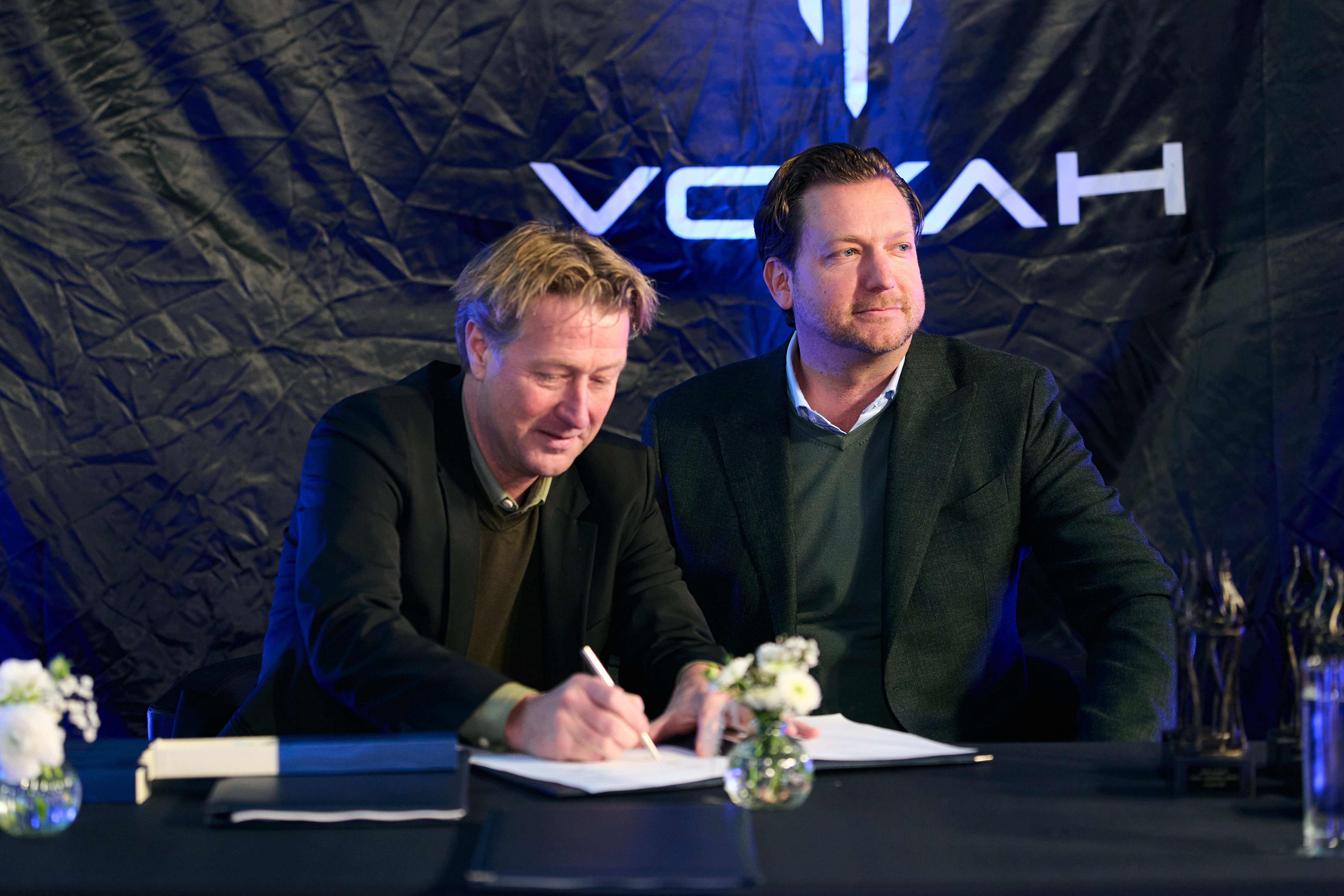 260108-Voyah-078-signing